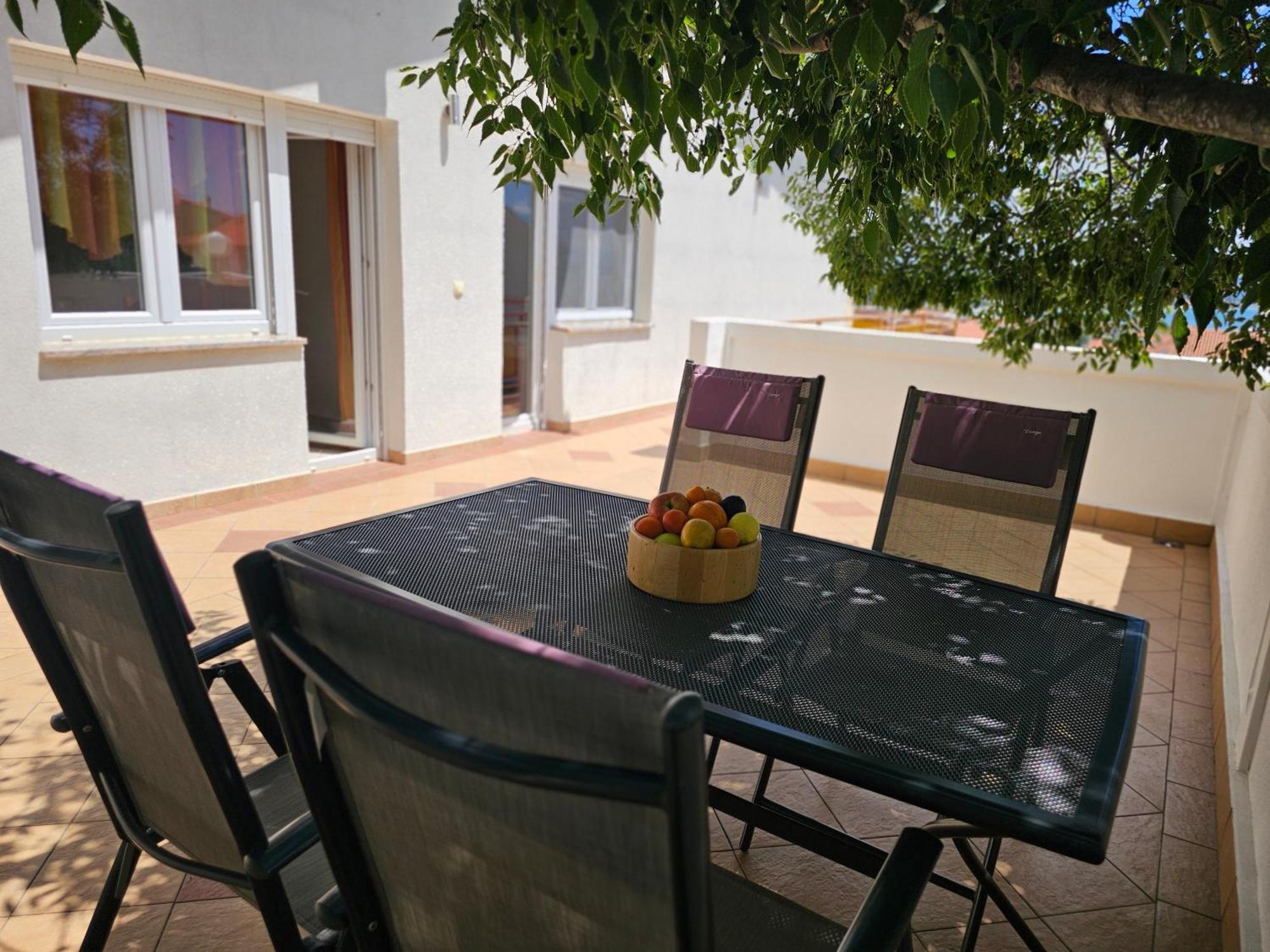 Apartmani Pataca Vodice Exterior photo